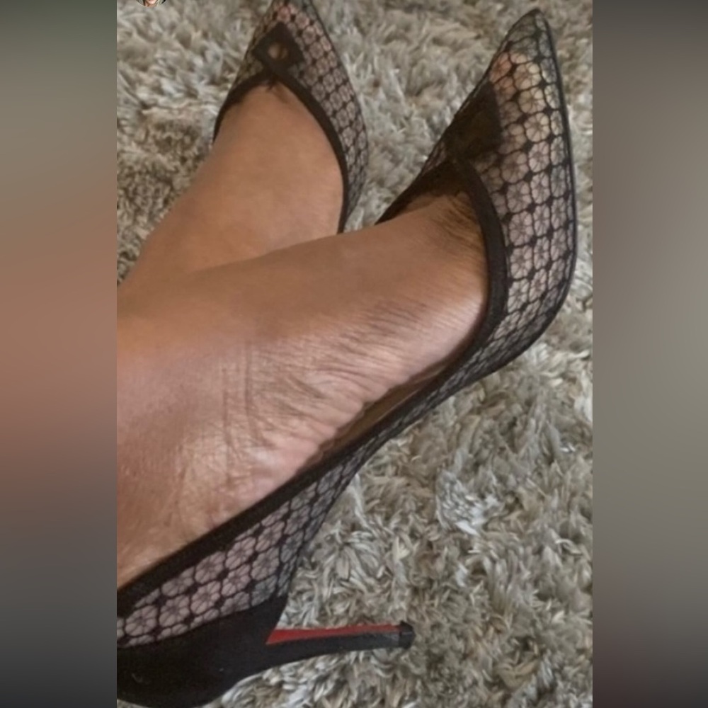 NWB Authentic Christian Louboutin Nepal to 85 Dentelle Resille -